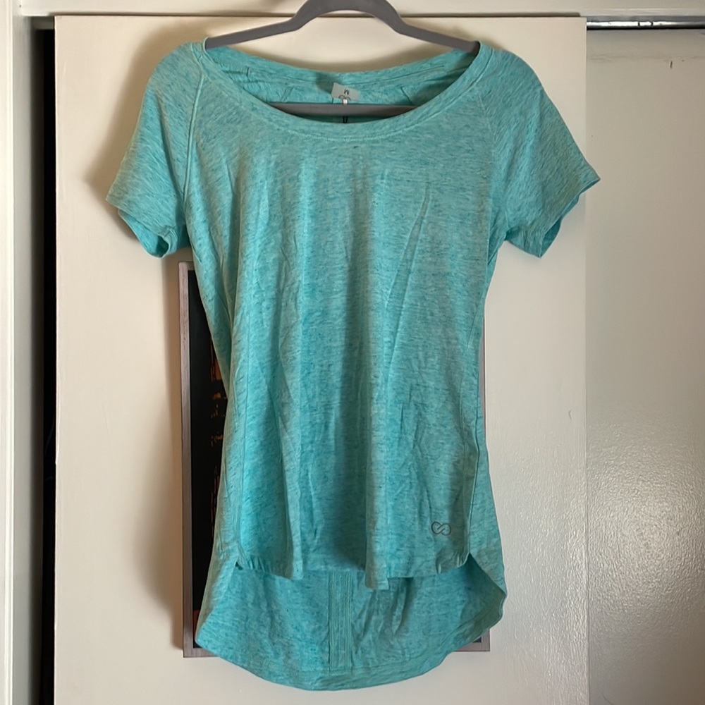 Sea Grass Heather Everyday Tee by Calla